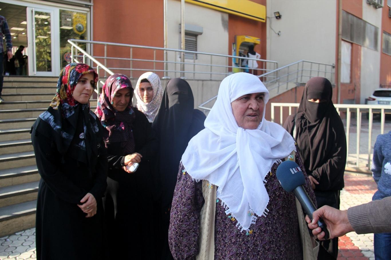 FETÖ  Mağduru Ailelerden   Emine Erdoğan'a Mektup