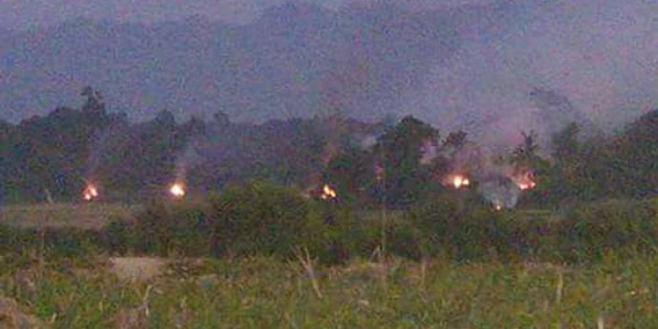 Arakanlı Müslümanların Evlerine Saldırı