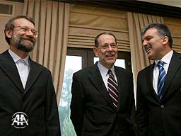 Gül-Laricani-Solana ortak basın toplantısı