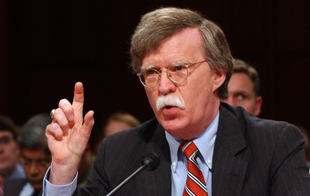 Trump'ın Bakanı: İran'la Savaşalım !