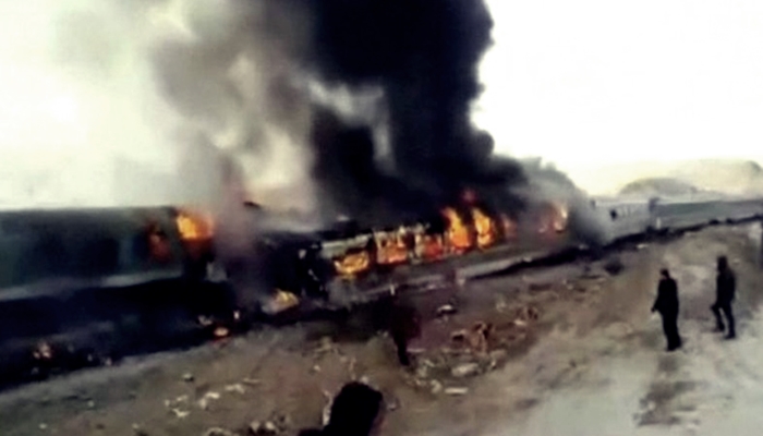 İran'da Tren Kazası: 36 Ölü