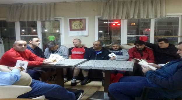 Meyhanelerde ve Barlarda Peygamber Efendimizi Anlatıyorlar