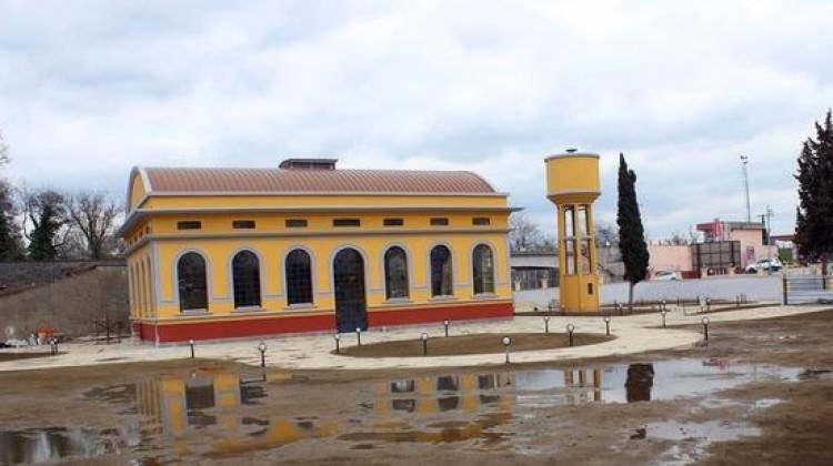 CHP'li Belediye  Türbeyi Düğün Salonu Yaptı