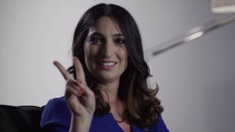 PKK Yandaşı Belçikalı Bakan  Başörtüsü Kararına Sevindi