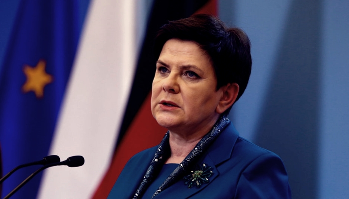 Szydlo: 'Polonya, Brüksel Elitlerinin Çılgınlığına Kapılmayacak'