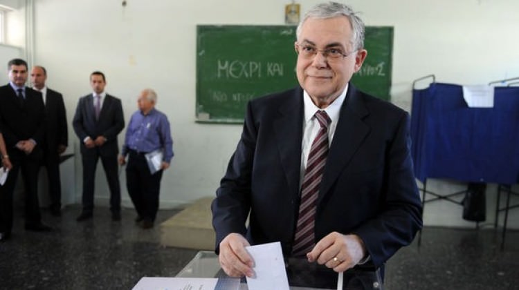 Eski Yunan Başbakanı'na Saldırı!