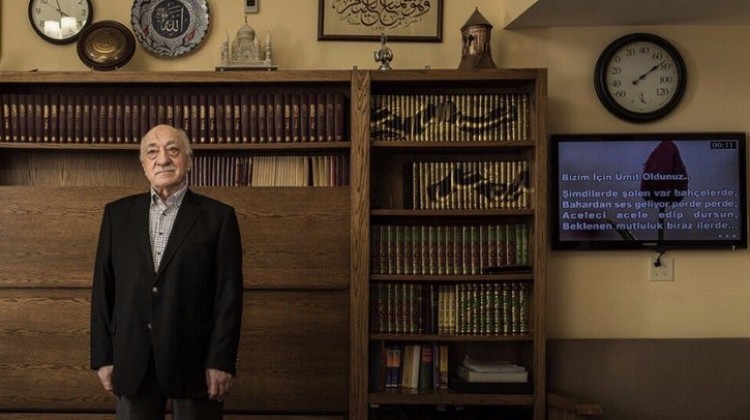 FETÖ'den Subliminal Mesaj (FOTO)