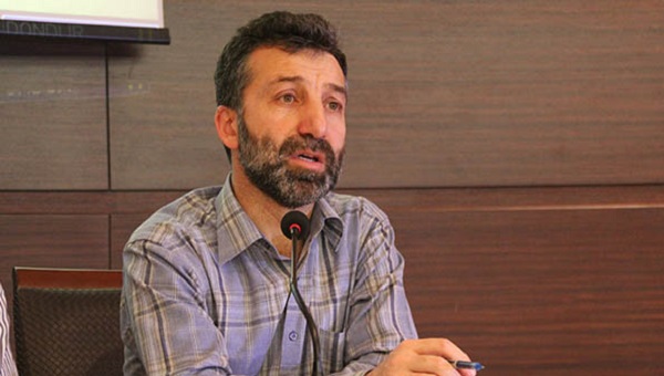 "Ulusalcıların Sancağı Milliyetçilerde "