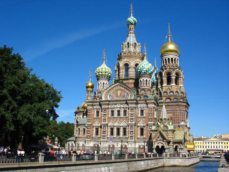 Avrupa'da Kiliseye İnanç Zayıflıyor