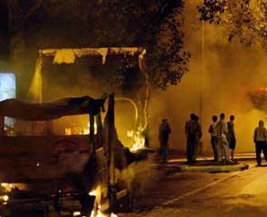 Afganistan'da Valiye Saldırı