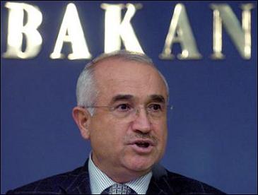 Her devrin adamı; Cemil Çiçek