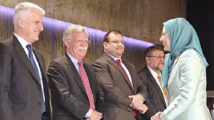 Trump'ın Yeni Danışmanı: 2019'da İran'ı Yıkacağız