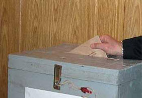 Pakistan'da Oy Verme İşlemi Sona Erdi