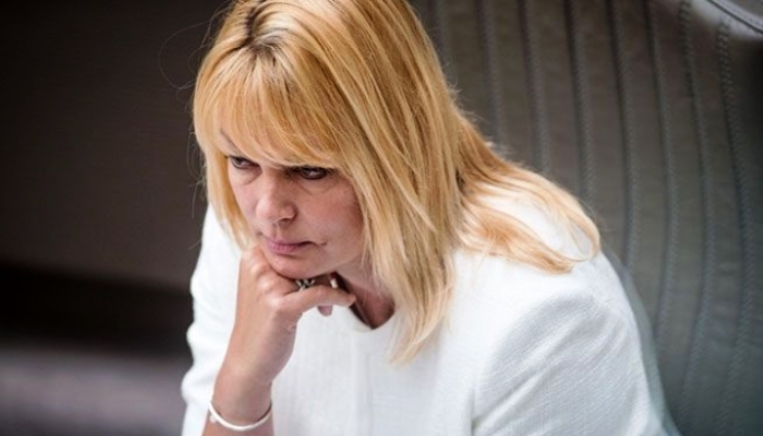 Belçikalı Senatör Kur'an-ı Kerîm'e  Saldırdı