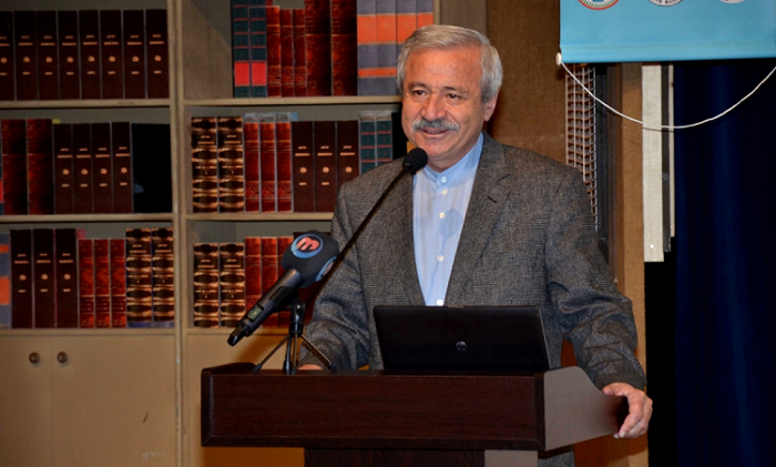 "Umreler İptal Edilsin, Haccı Ertelemek Tartışmaya Açılsın"!