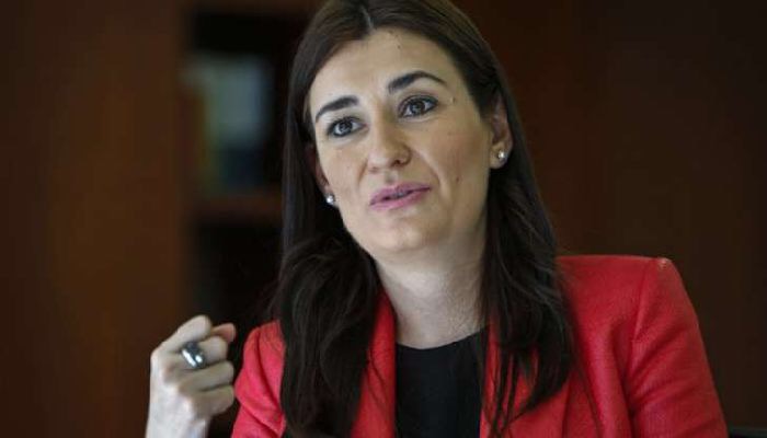 İspanya'da Bakanın Diploması Sahte Çıktı