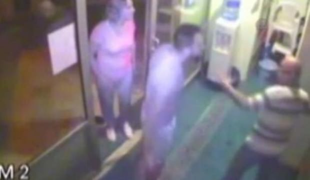 15 Temmuz'da Müezzine Saldıranlara Beraat