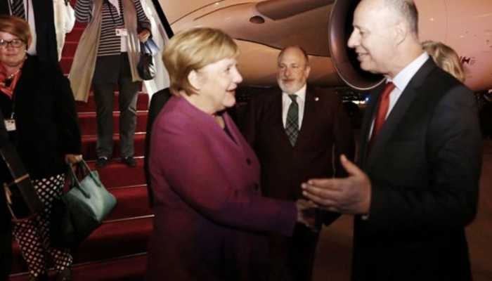 İsrail'e giden Merkel'den Yapay Zeka Anlaşması