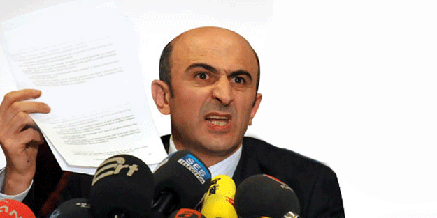 CHP'li İsim Sıra Türkçe Ezanda !