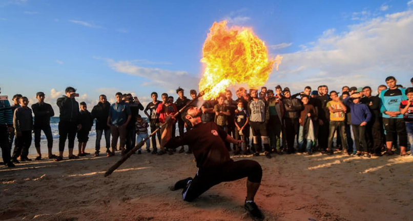 Abluka İçin Direniş Sahilde Toplandı