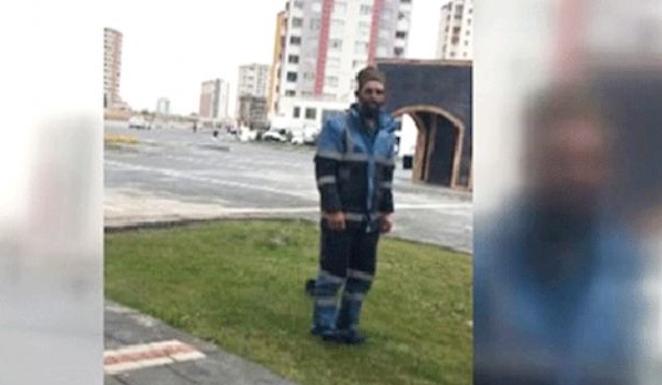 "Bu Elbise Camiye Yakışmaz"(VİDEO)