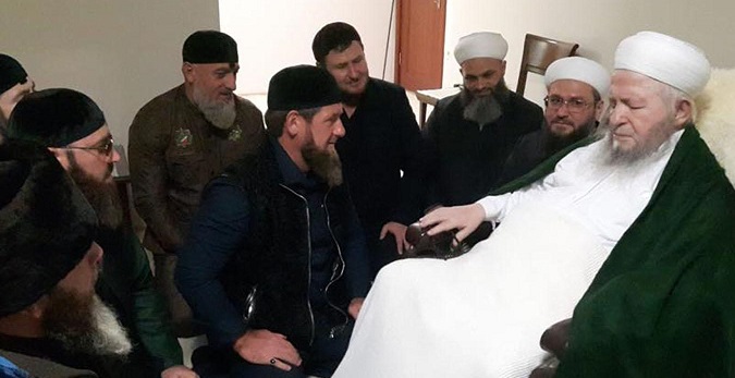 Kadirov, Mahmut Ustaosmanoğlu'nu Ziyaret Etti