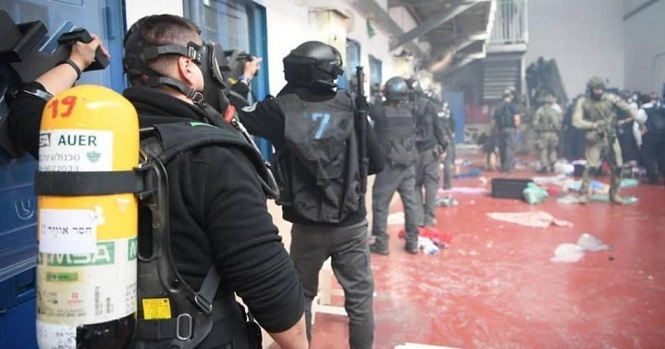 İşgalci'den Cezaevi Baskını; 100'den Fazla Esir Yaralı