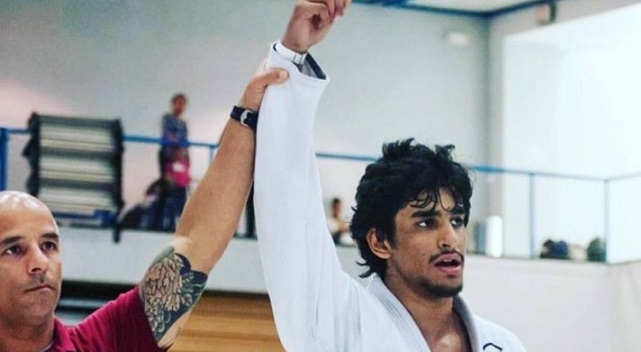 Kuveytli Sporcuya Filistin'den Övgü