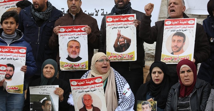 Esirlere Destek Gösterisi