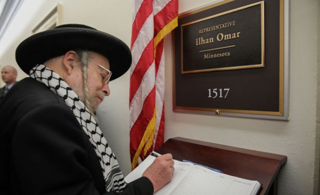 Siyonizm karşıtı Yahudiler'den Ilhan Omar'a Destek