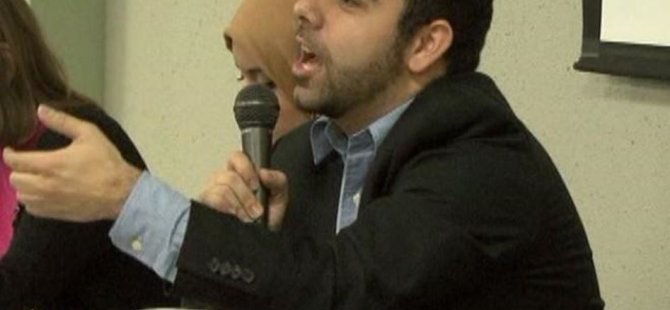 İşgalci, Aktivisti Kovdu