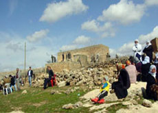 "İran ordusu Kürt köylerini boşaltıyor" iddiası