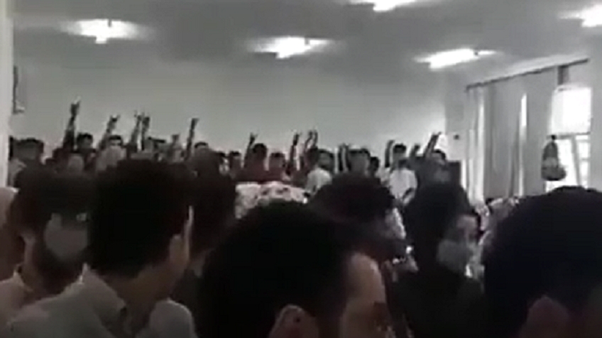 Jakoben laiklik Yeniden Hortladı