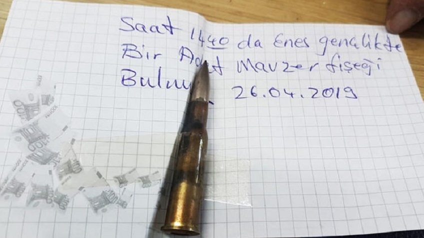 Camiye  Mermi Bıraktılar