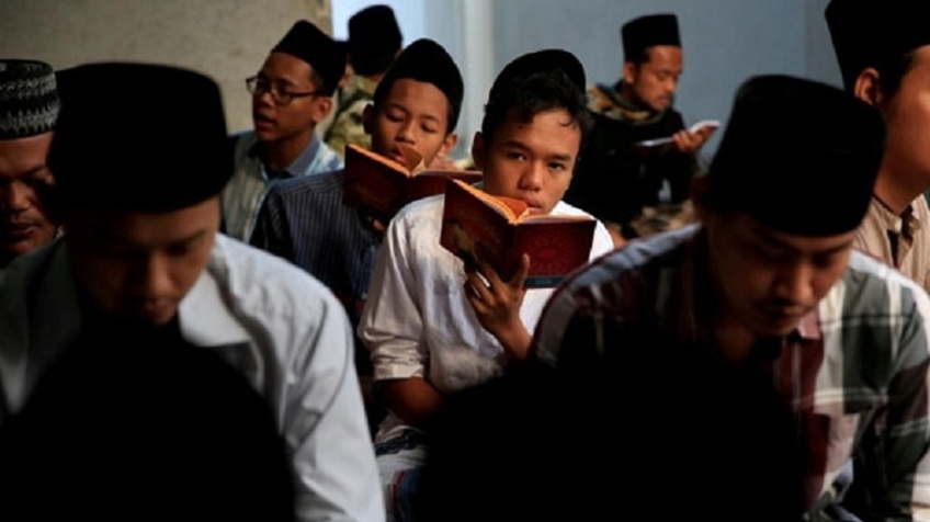 O ülkede Zinaya Yasak Geliyor