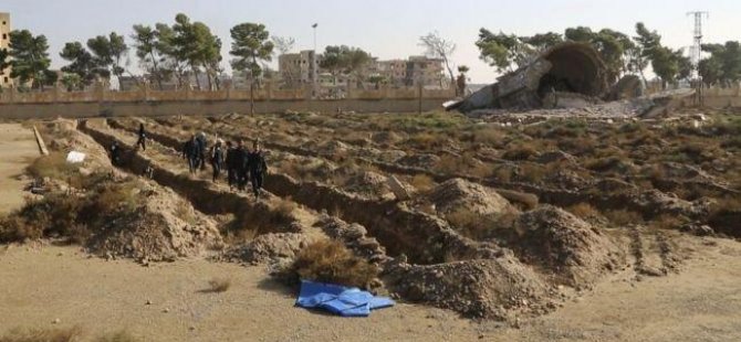 Rakka'da Toplu Mezarlar; 5 Bin Ceset