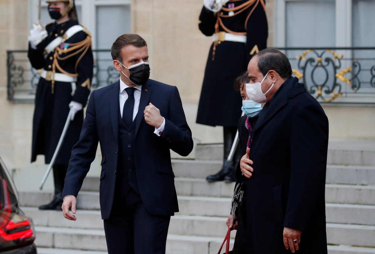 Fransa'dan Sisi'ye Onur Madalyası!