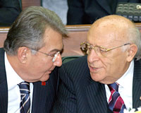 Demirel Baykal'ı Gaptırmıyor!