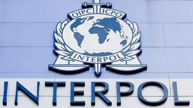 Interpol'den Ukrayna'ya Red