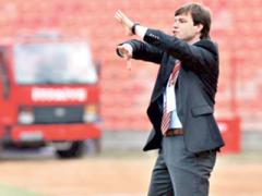 Başörtüsü Teknik Direktörlüğe Bile Engel