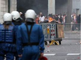 İngilizler Ayağa Kalktı