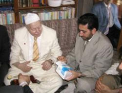 "Kuran bizim din bizim, yaşasın Laisizm"