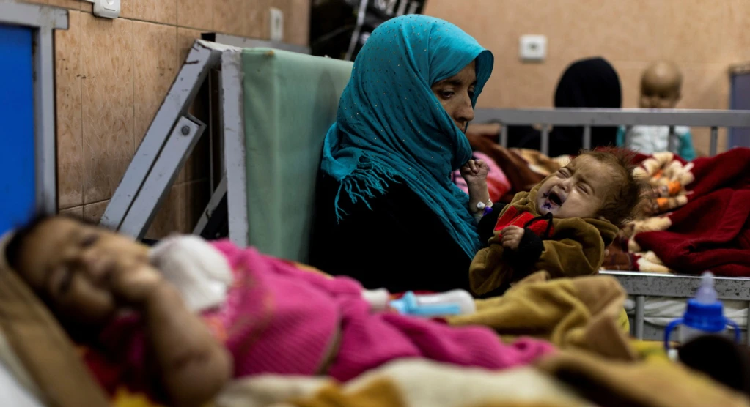 Afganistan'ın  Güneyinde Salgın Hastalık Can Aldı