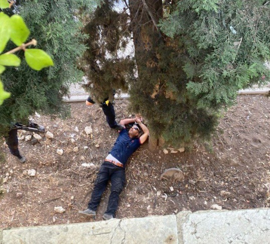 Kudüs'te Bıçaklı Eylemi Gerçekleştiren Kişinin Kimliği  Siyonistleri Şaşırttı