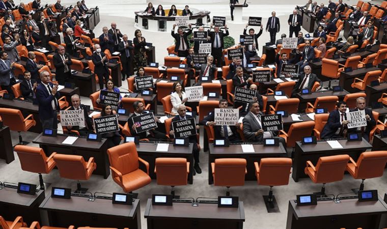 Adım adım Sansürlü Türkiye’ye