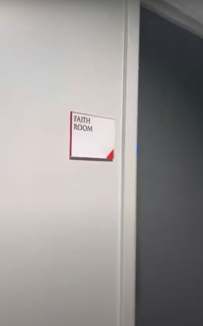 Liverpool  Stadına Mescid  Açtı