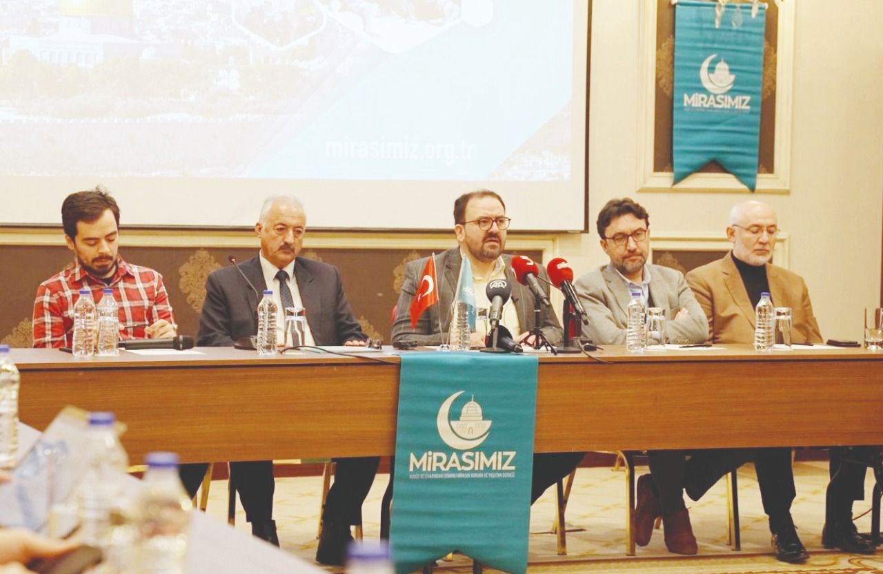 2022 Kudüs Raporu: “Kudüs,Yahudileştirme ve Tehcir Kıskacında”