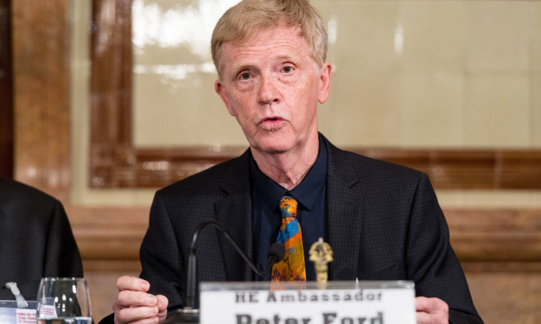 İngiliz Elçi: Suud-Suriye  Yakınlaşması ABD'ye Atılmış Bir Tokattır