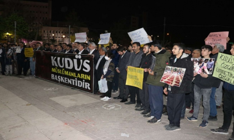 Siyonist Rejimin Mescid-i Aksa'ya Yönelik Saldırıları Protesto Edildi