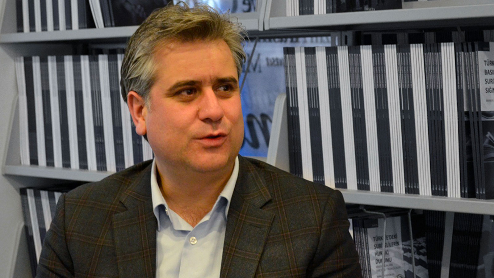 Sabah Yazarı : Millet Aç  Diye Böğürenlerin Ağzına Kürekle Vurmak Lazım